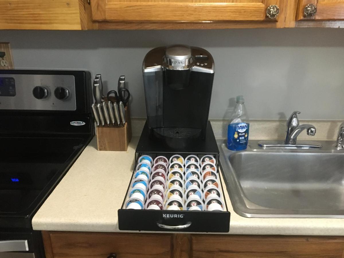 Just Like Being At Home- Newly Renovated Unit North Troy Luaran gambar