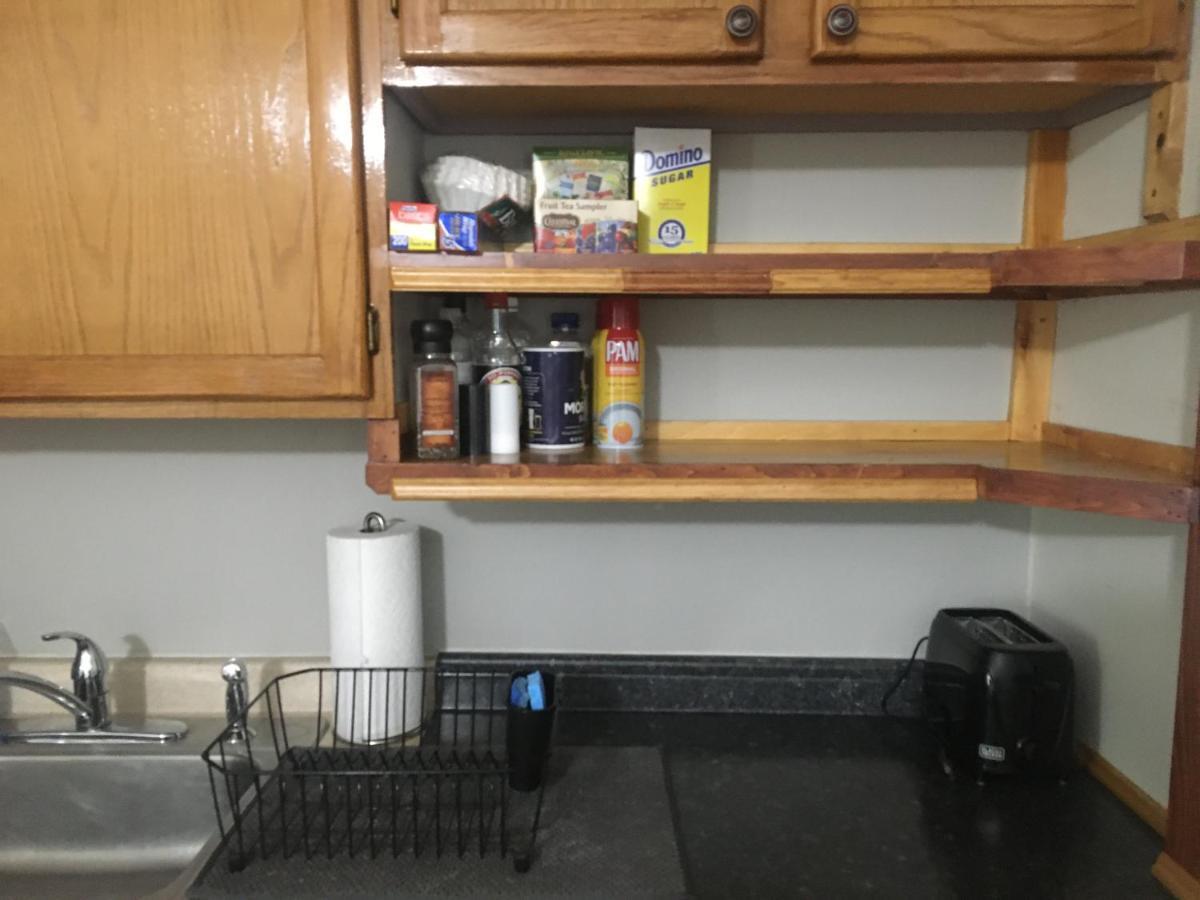 Just Like Being At Home- Newly Renovated Unit North Troy Luaran gambar
